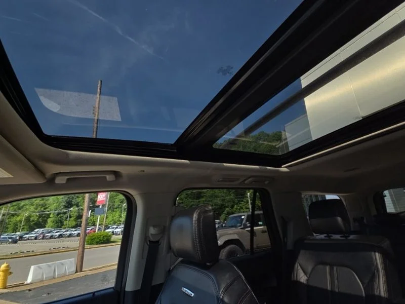 Used 2020 White Ford Platinum image 21