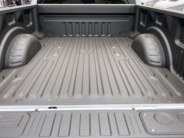 New 2026 White Ford XLT image 25