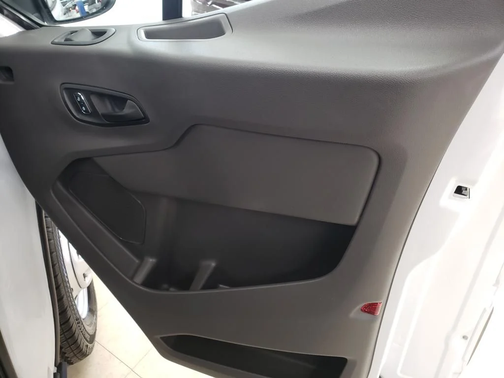 New 2026 Oxford White Ford Cargo Van image 15