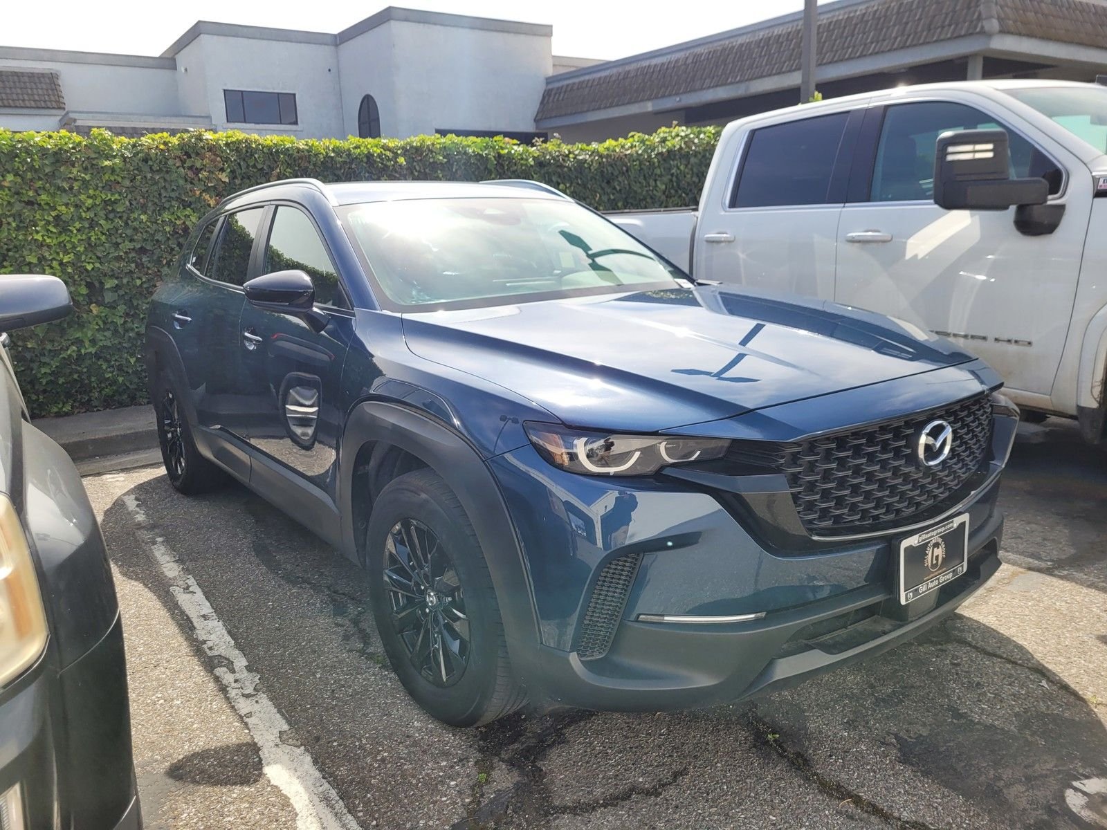2025 Mazda CX-50 2.5 S Select Package photo 3