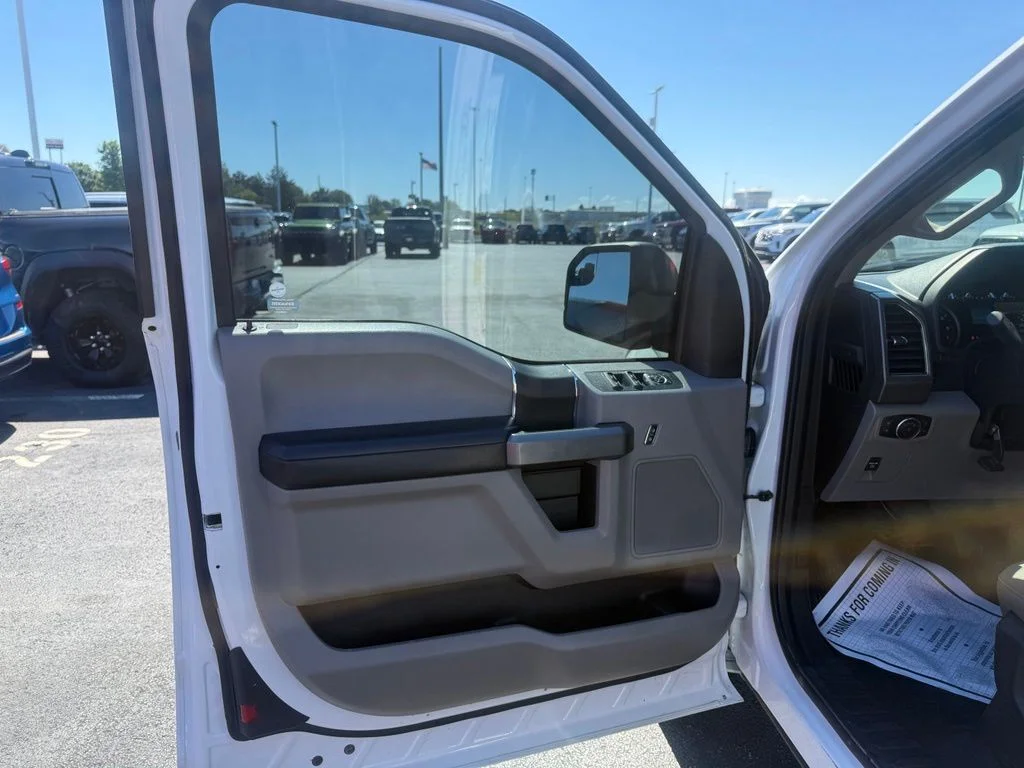 Used 2018 White Ford XLT image 15
