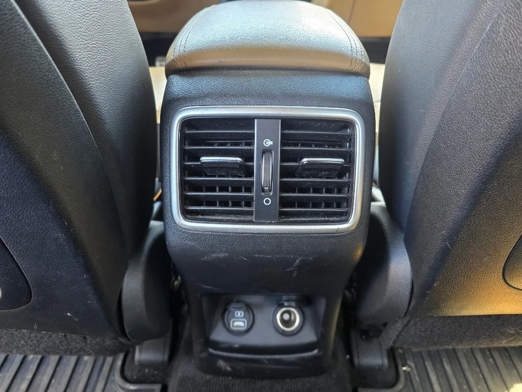 Used 2018 Snow White Pearl Kia SX Turbo image 29
