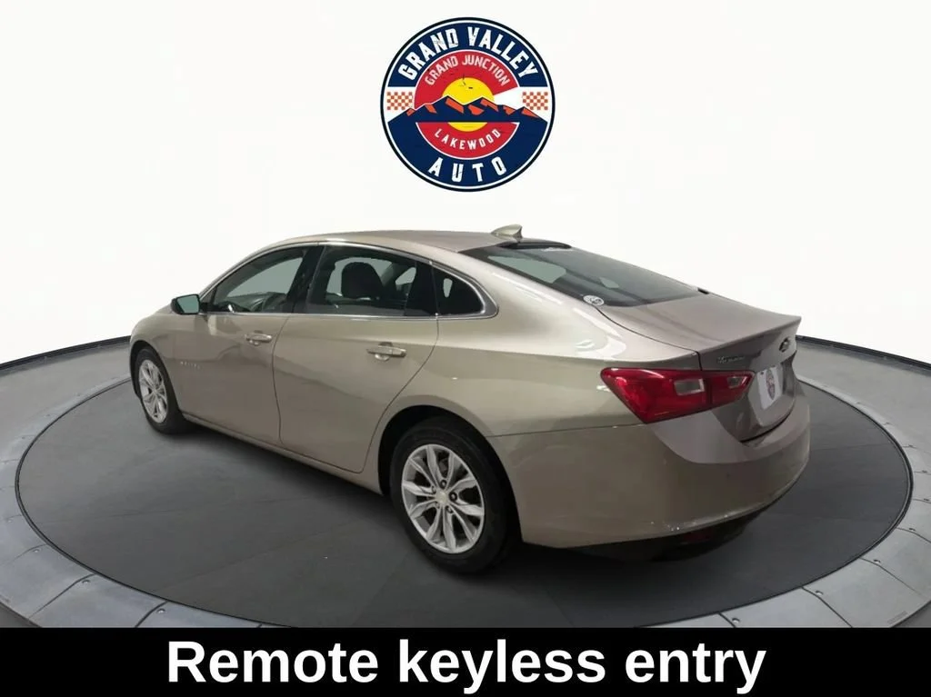 Used 2025 Gray Chevrolet LT image 8