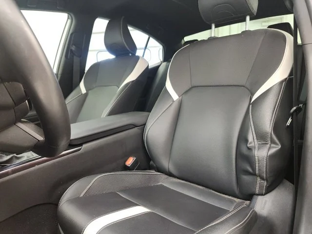 Used 2025 White Toyota SE image 13