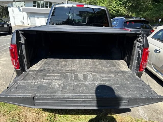 Used 2015 Magnetic Metallic Ford XLT image 12