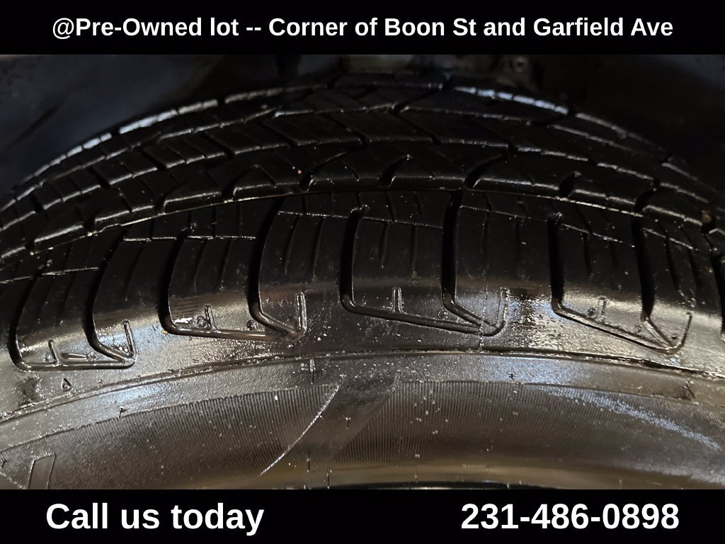 Used 2017 Black Jeep Limited image 12