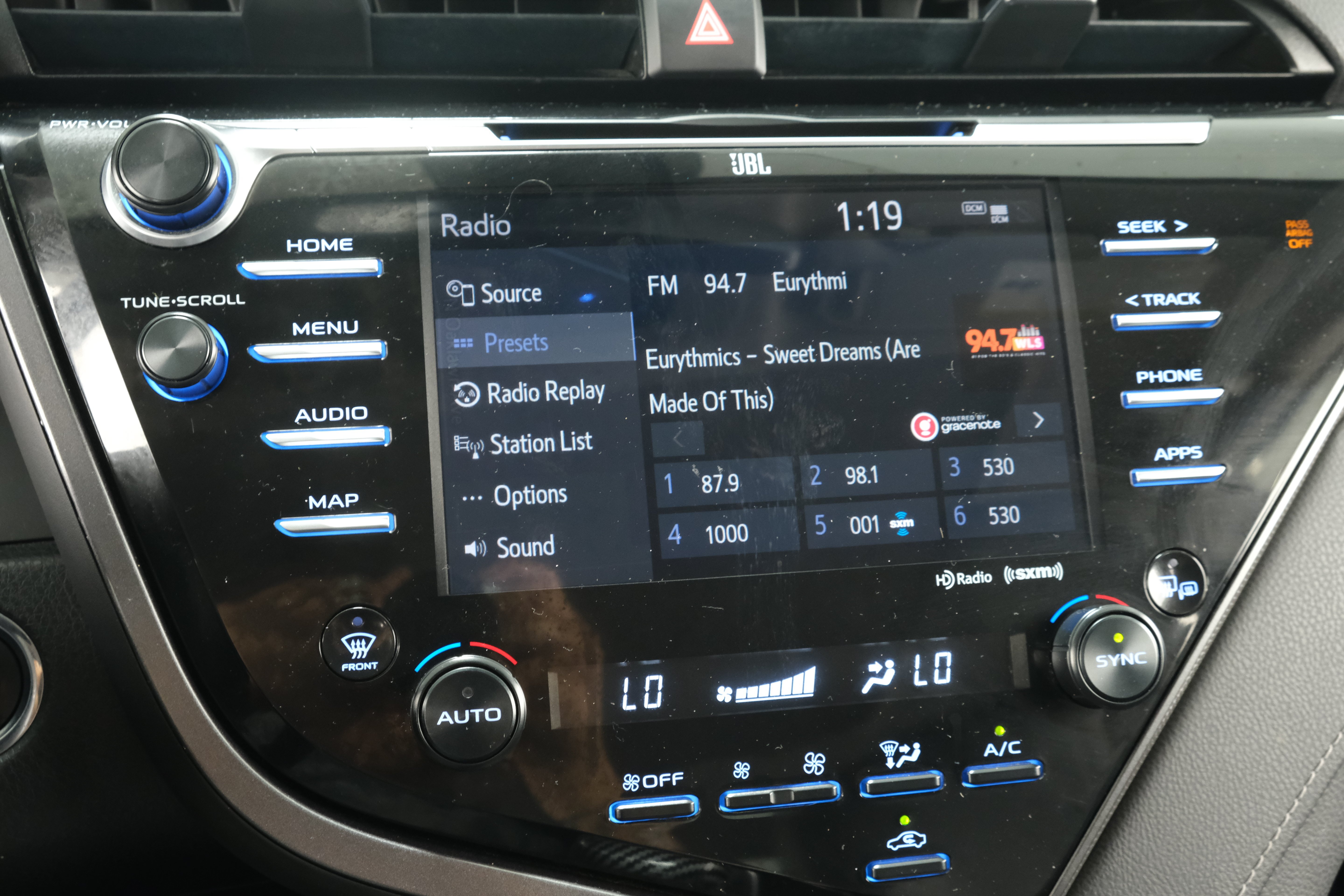 Certified Used 2019 Wind Chill Pearl Toyota XSE image 18