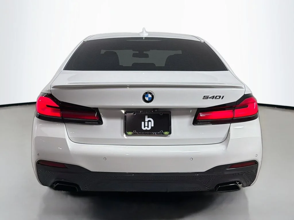 Used 2021 White BMW 540i image 6