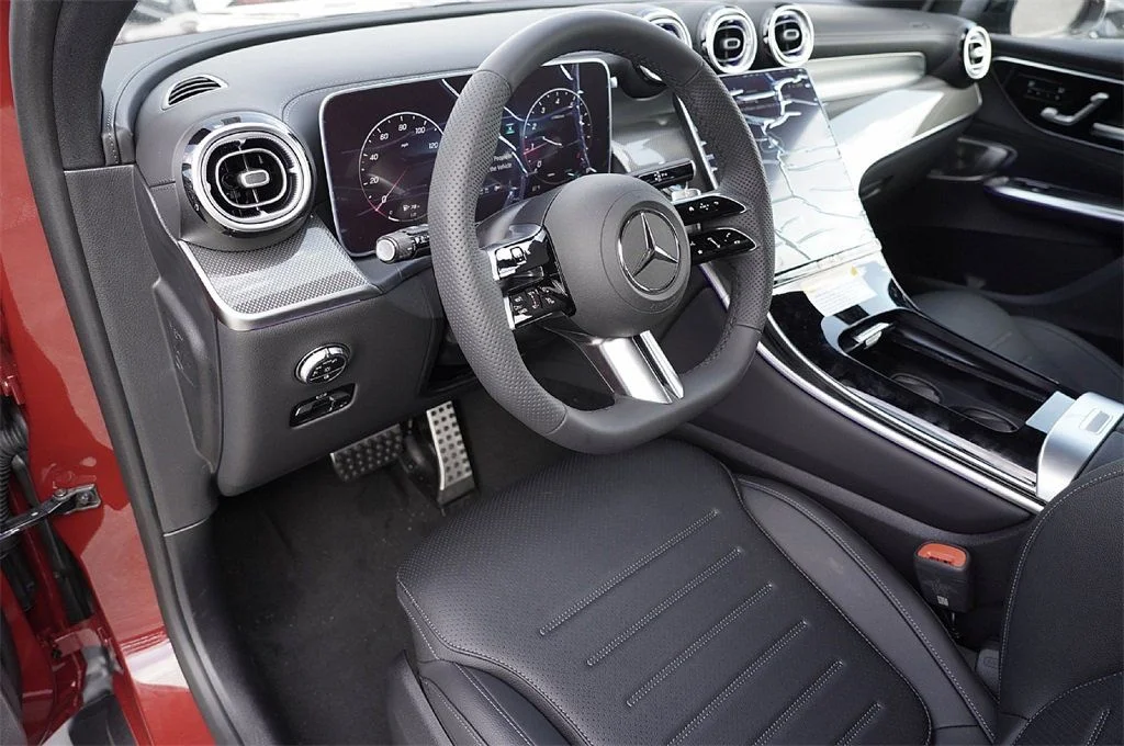 2026 Mercedes-Benz GLC Base - Photo 18