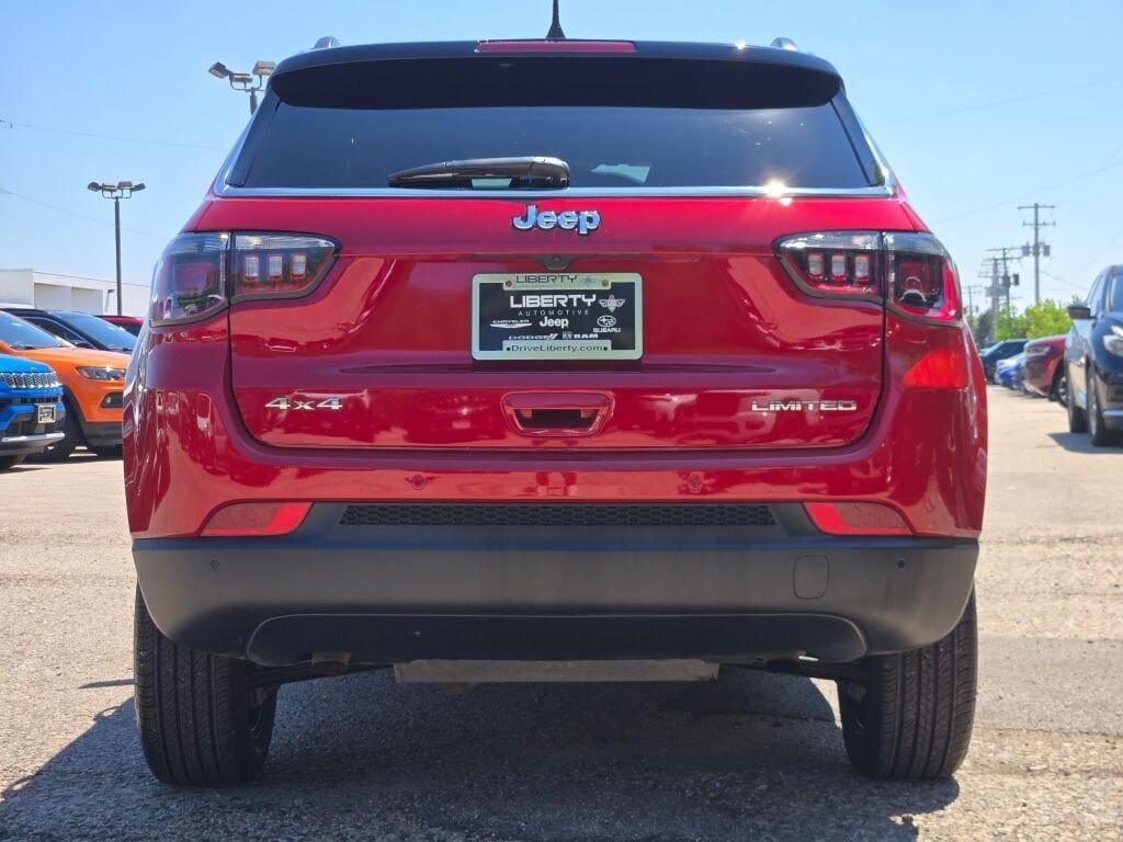New 2026 Red Hot Pearl-Coat Exterior Paint Jeep Limited image 12