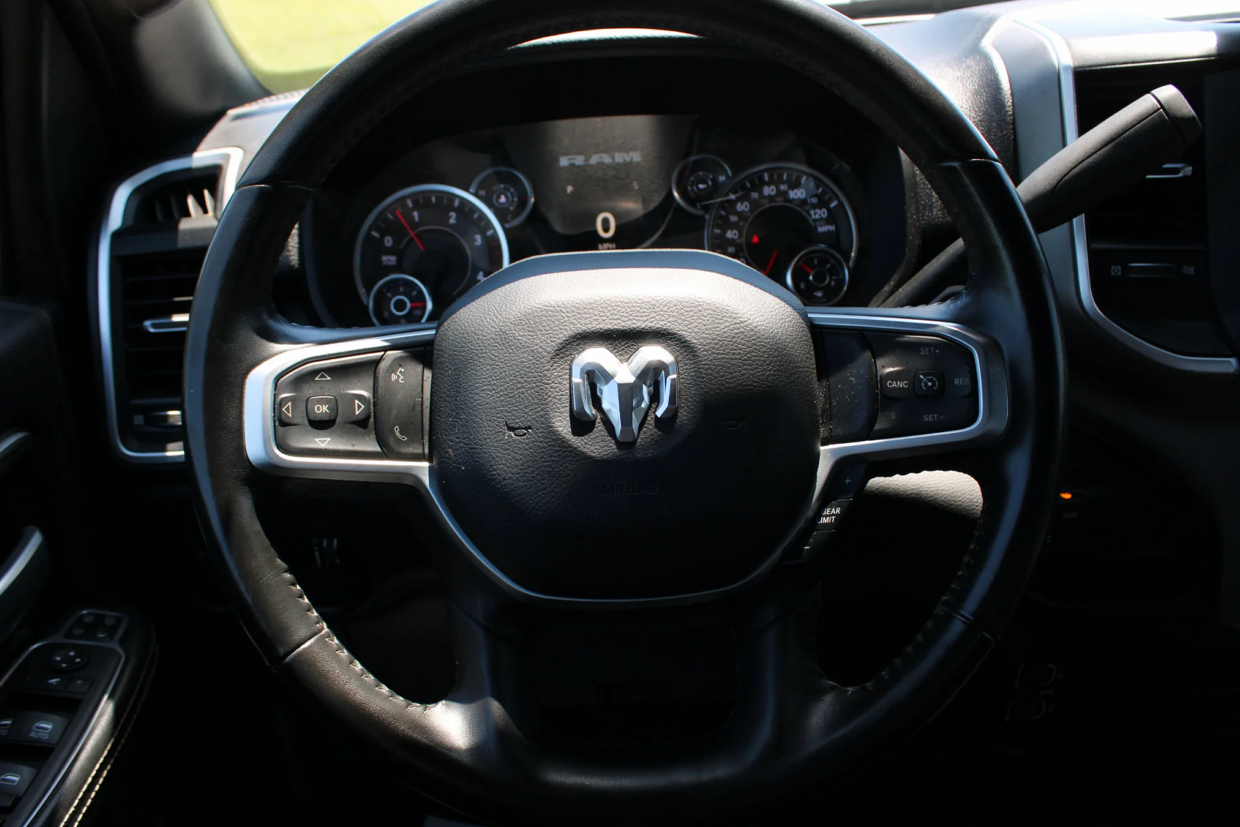 2024 RAM Ram 3500 Pickup Big Horn - Photo 27