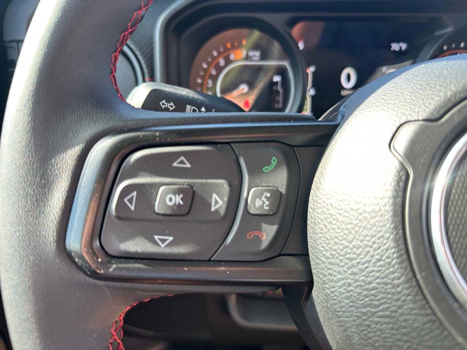 Used 2025 Fathom Blue Pearlcoat Jeep Rubicon image 23