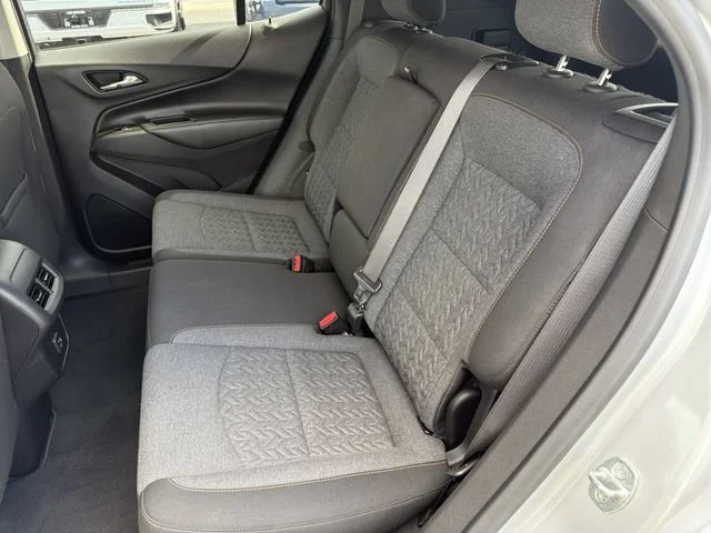 Used 2022 Silver Ice Metallic Chevrolet LT image 18