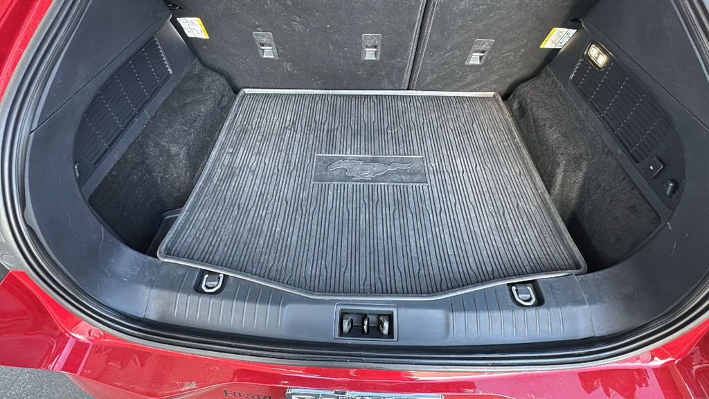 Used 2023 Red Ford Select image 25
