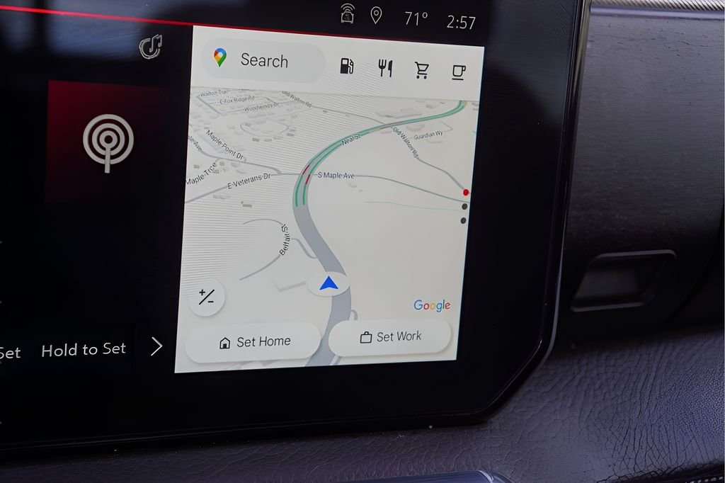 Used 2024 Onyx Black GMC Denali image 28
