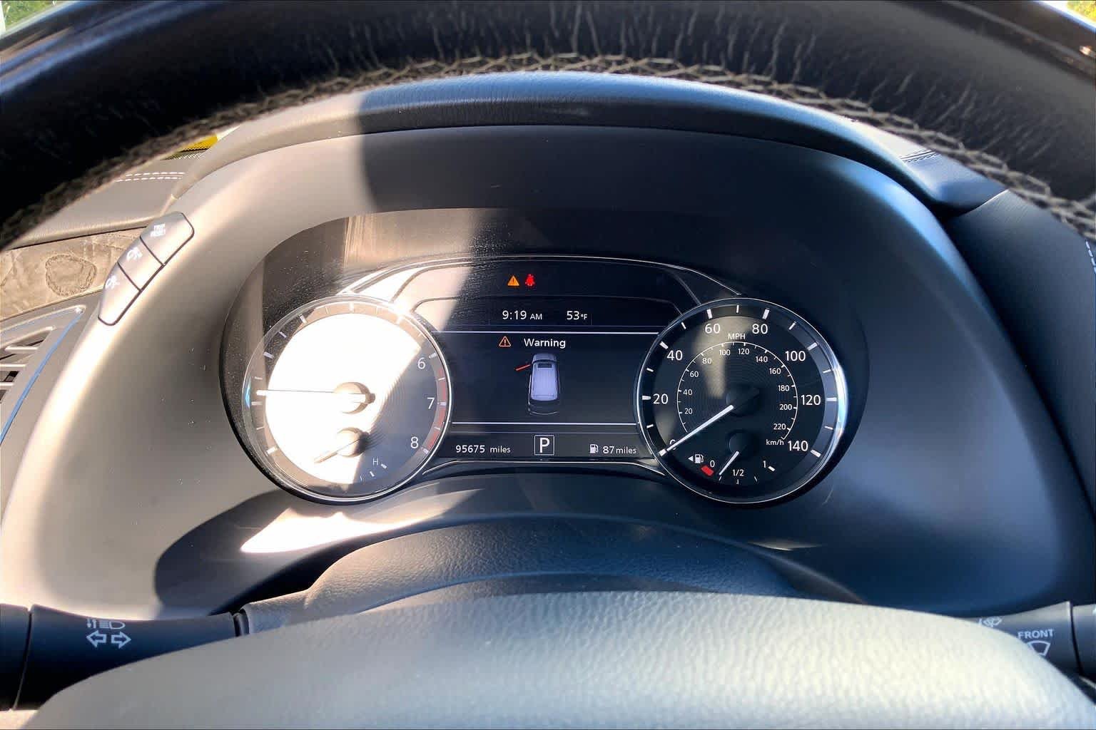 Used 2020 Black Obsidian INFINITI LUXE image 23