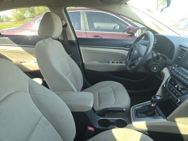 Used 2018 Black Hyundai SEL image 4