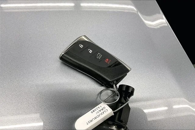 Used 2022 Iridium Lexus 350 image 12