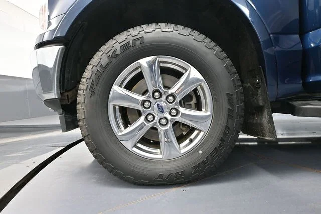 2019 Ford F-150 Lariat - Photo 19