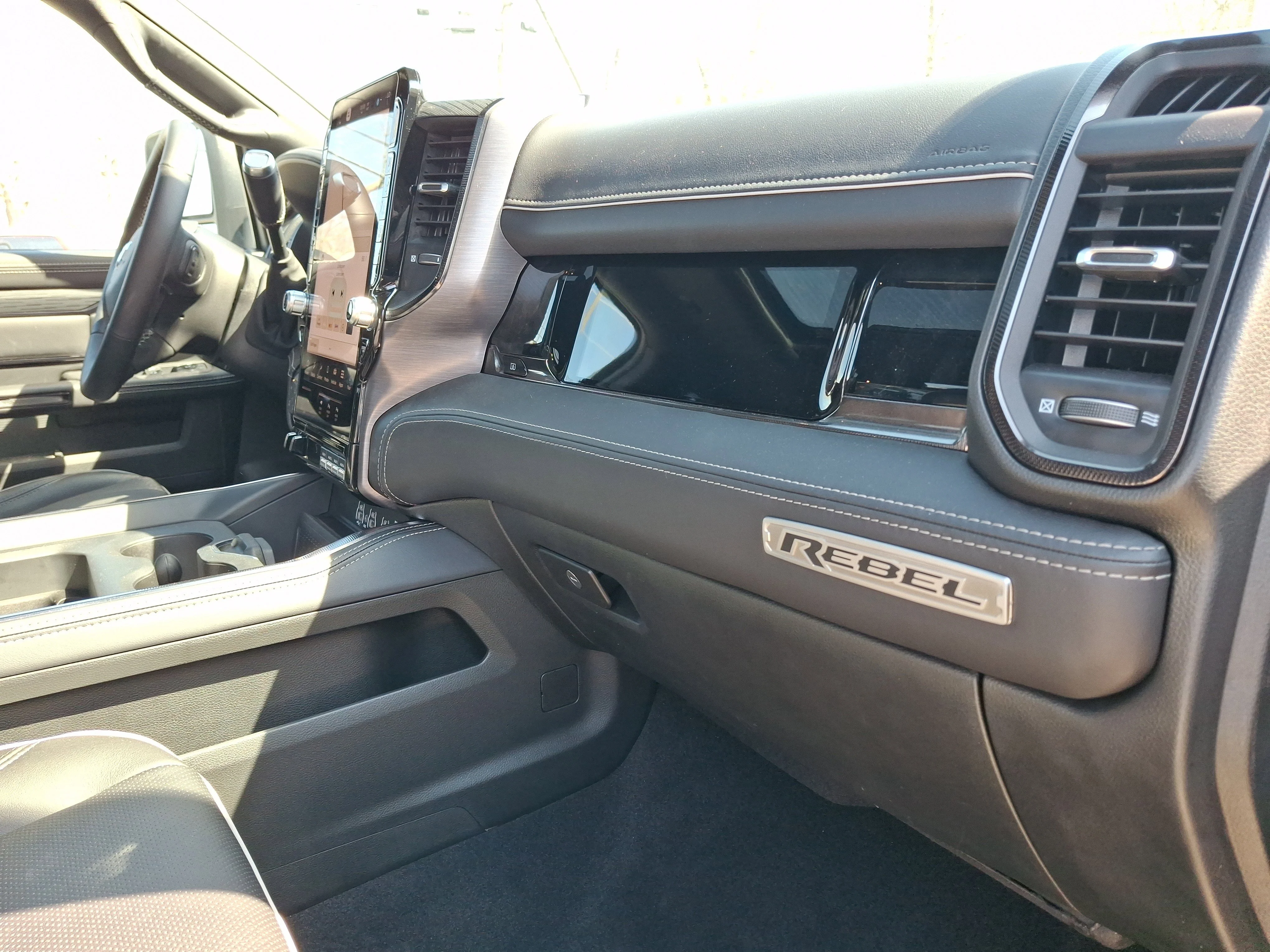 2026 RAM 2500 Rebel - Photo 24