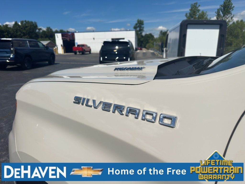 New 2026 White Sands Chevrolet RST image 29