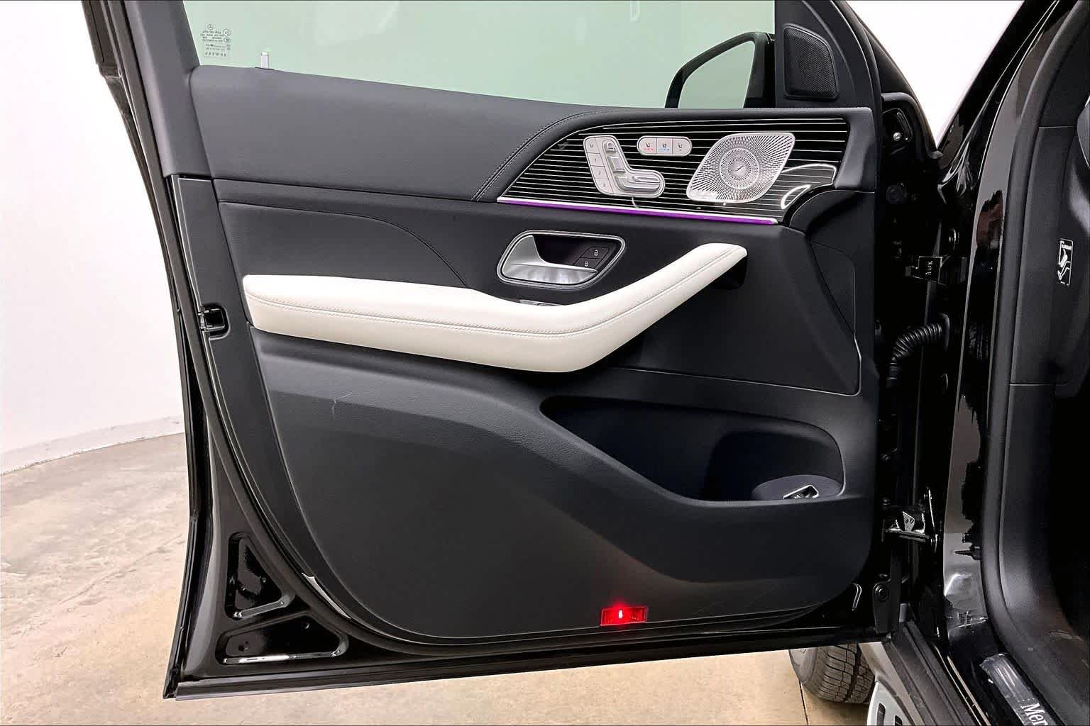 New 2026 Obsidian Black Metallic Mercedes-Benz GLE 450 image 10