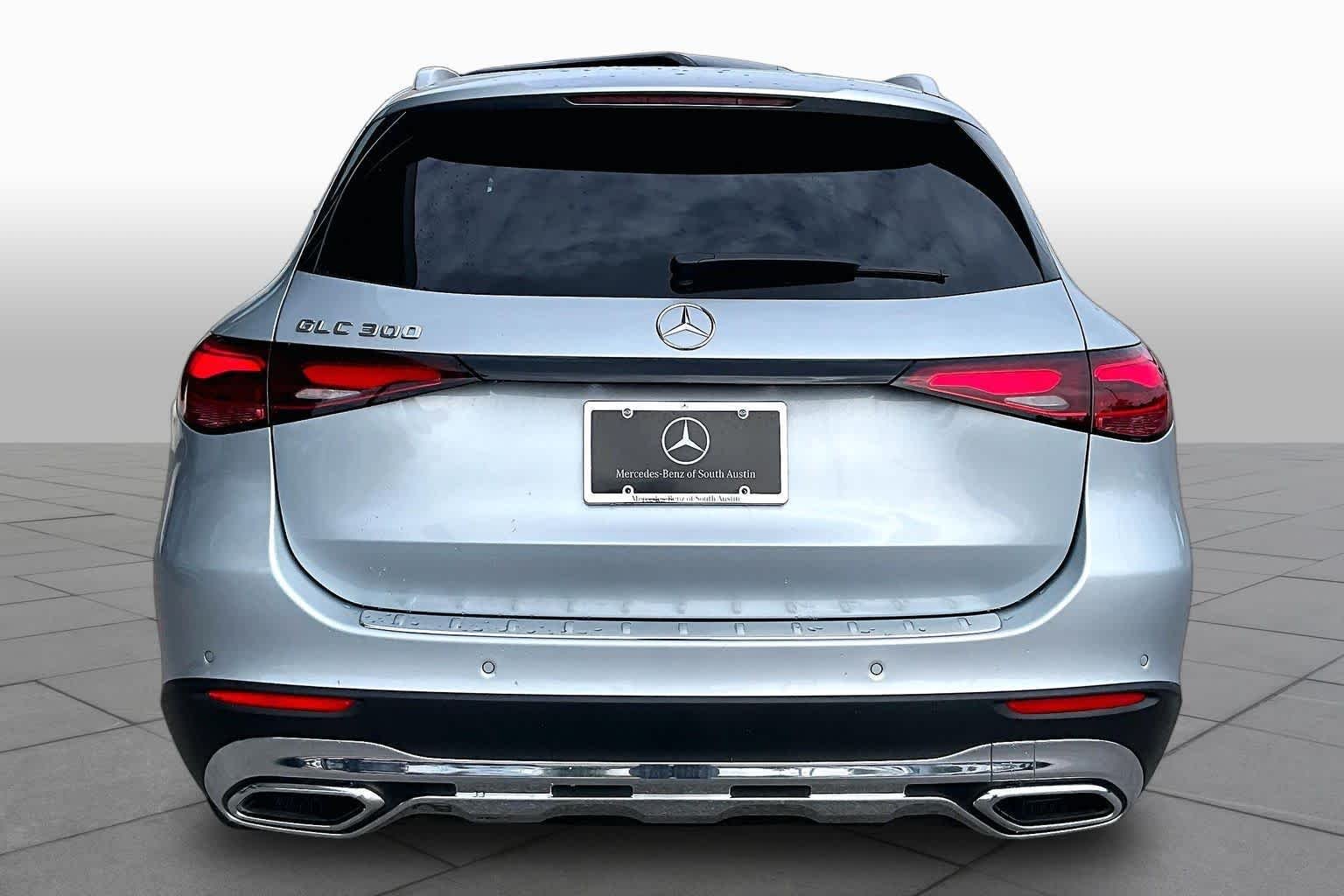 Certified Used 2023 Cirrus Silver Metallic Mercedes-Benz GLC 300 image 5