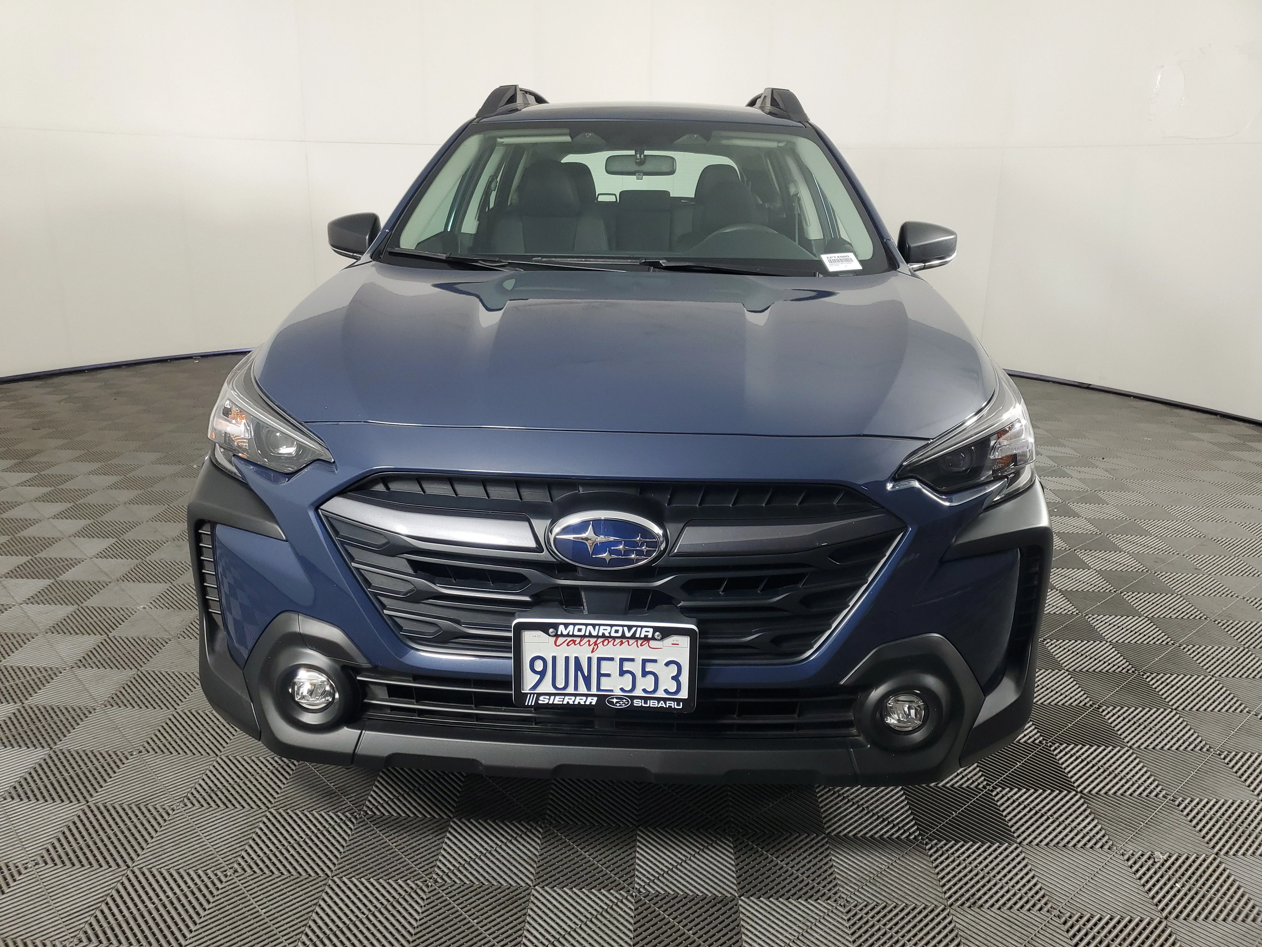 Used 2025 Cosmic Blue Pearl Subaru 2.5i image 9