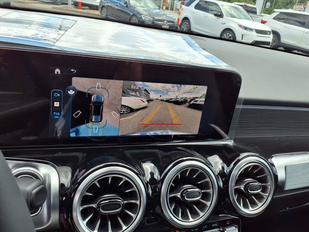 New 2026 Mountain Grey Met Mercedes-Benz GLB 250 image 20