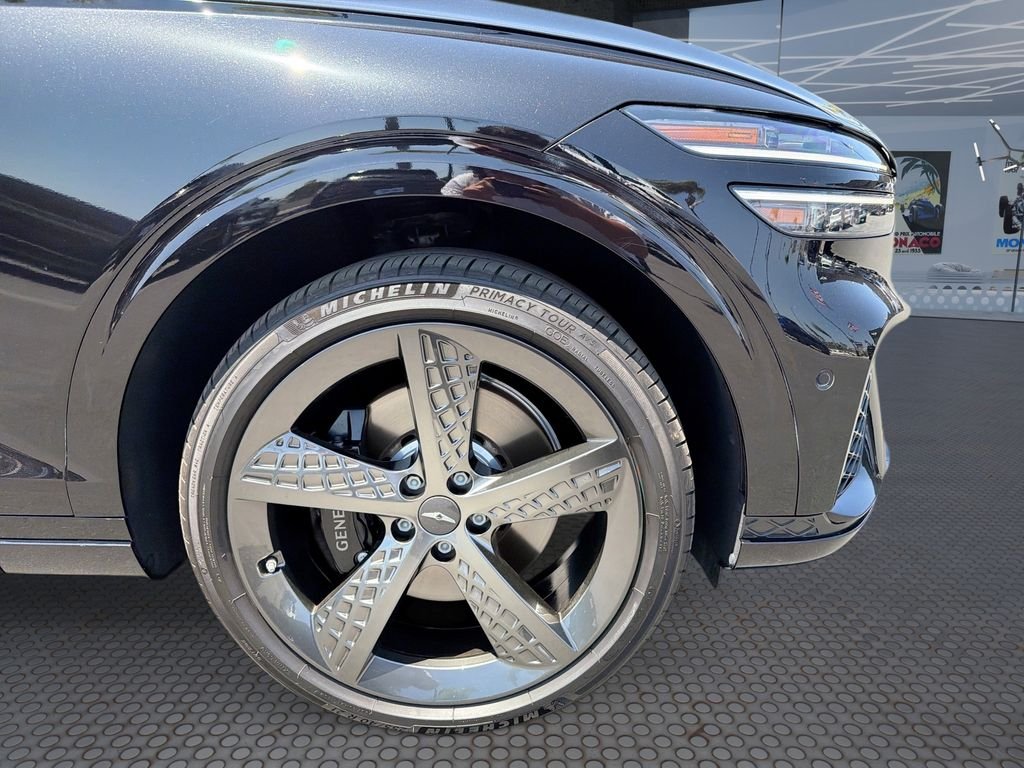 Used 2025 Black Genesis 3.5T Sport image 19