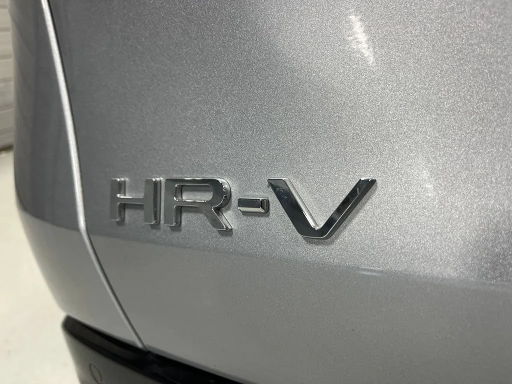 Used 2025 Lunar Silver Metallic Honda AWD EX-L image 68
