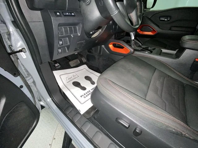 Used 2023 Gray Nissan PRO-X image 12