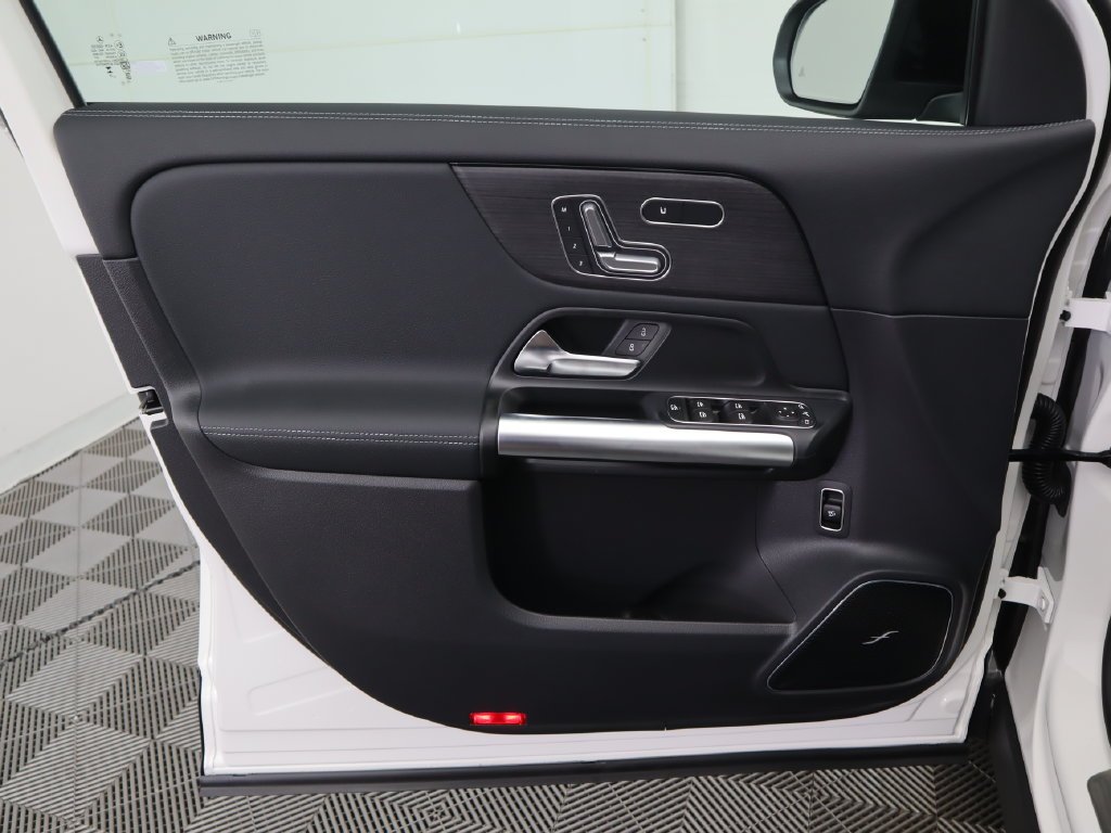 Used 2026 Polar White Mercedes-Benz GLA 250 image 24