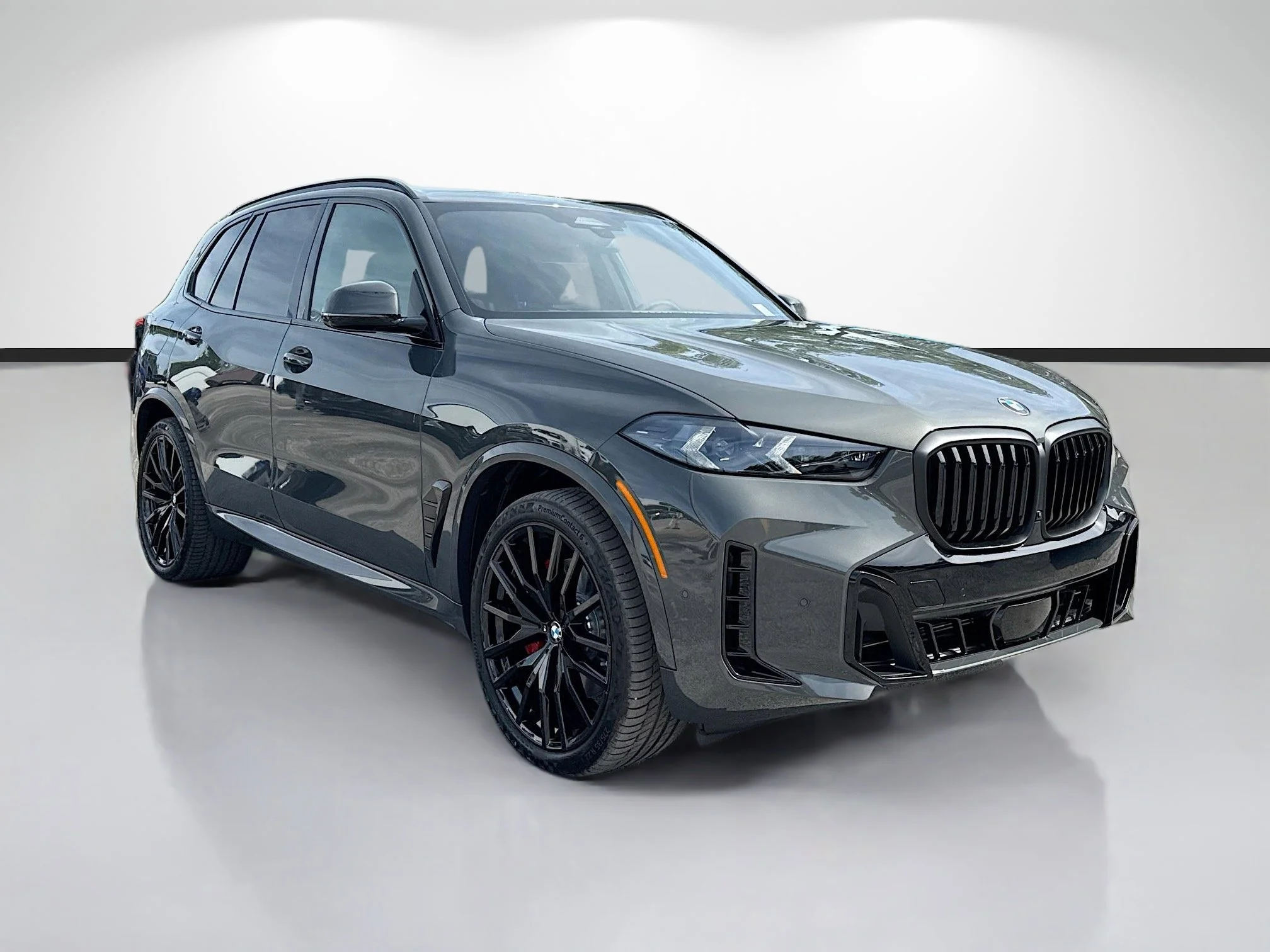 New 2026 Dravit Grey Metallic BMW sDrive40i image 1