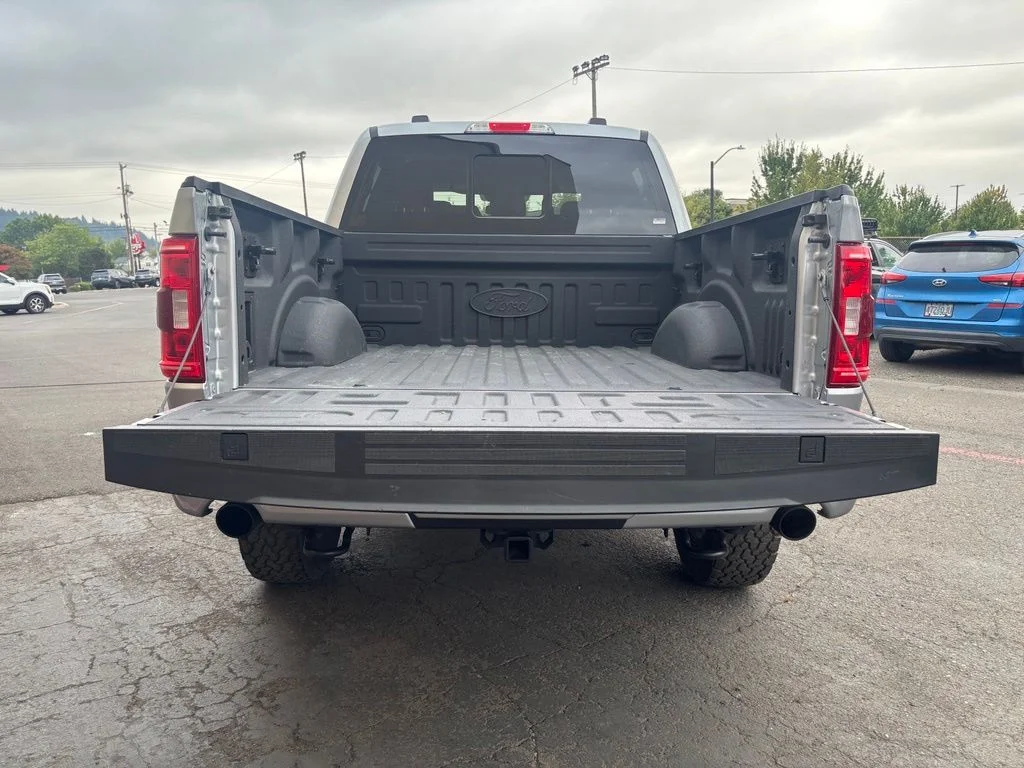 Used 2025 Gray Ford Tremor image 19