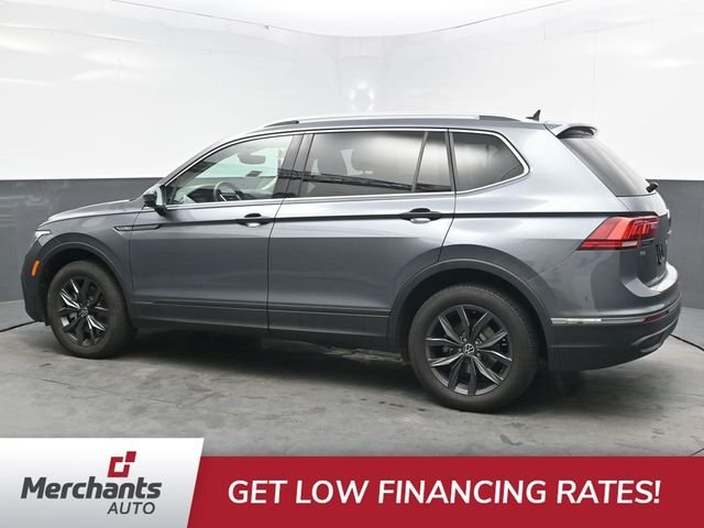Used 2023 White Volkswagen 2.0T SE image 4