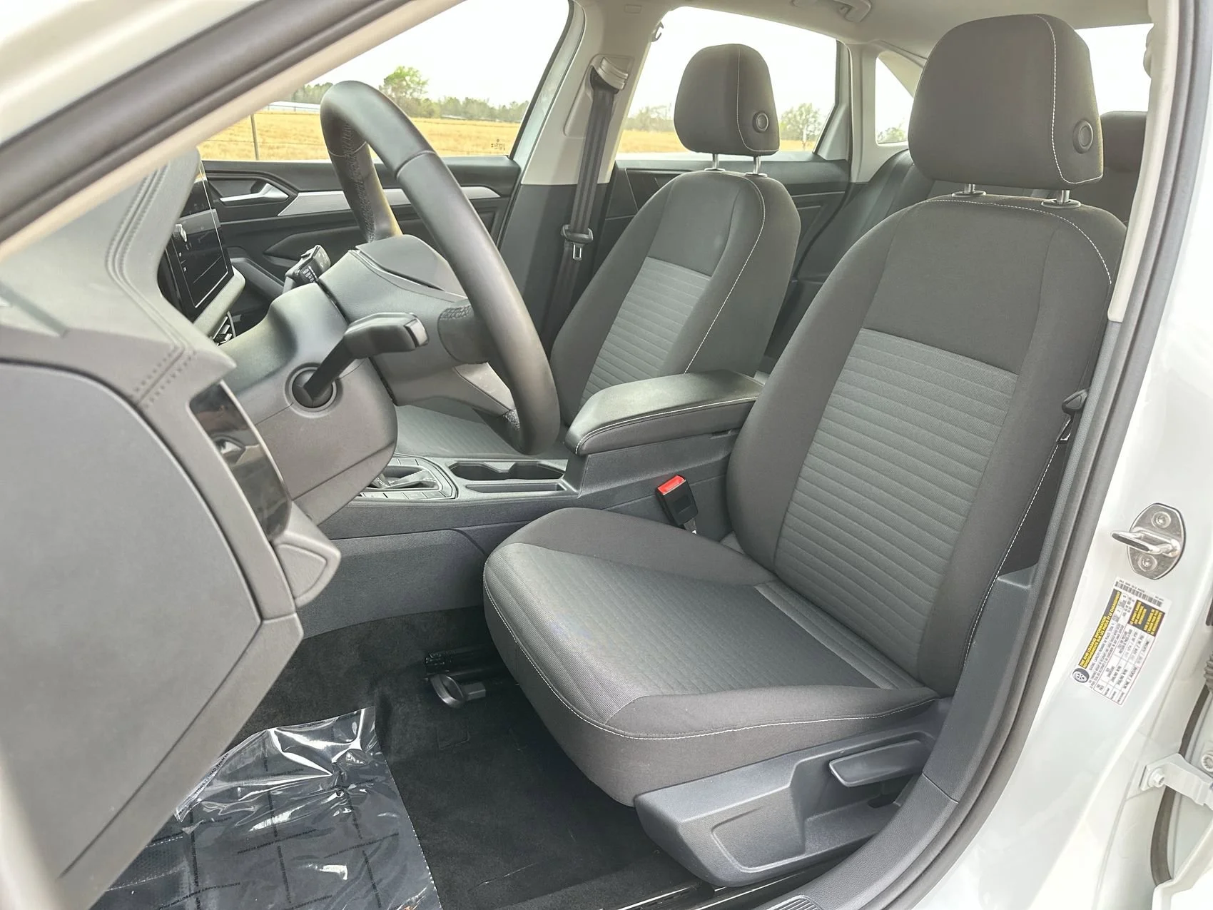 Used 2025 Pure White Volkswagen S image 11