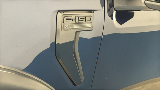 Used 2024 Antimatter Blue Metallic Ford XLT image 44