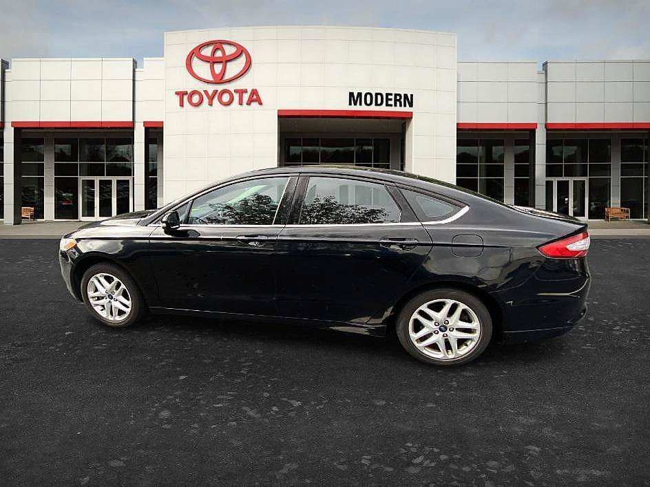 Used 2016 Shadow Black Ford SE image 14