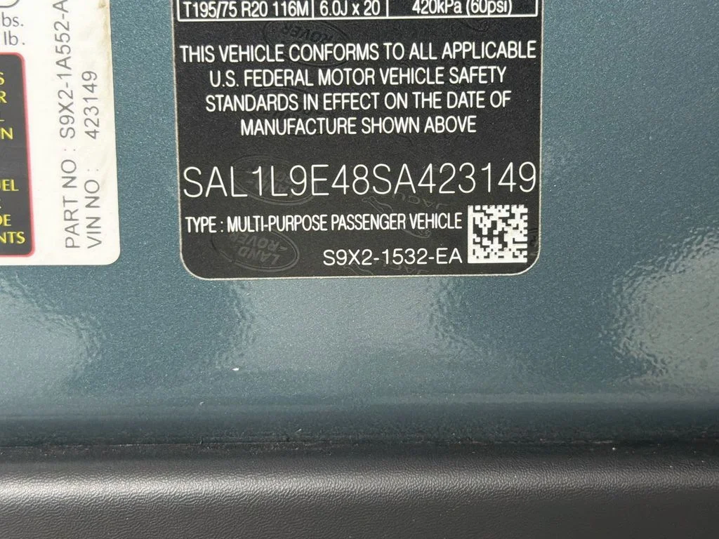 Certified Used 2025 Green Land Rover Dynamic SE image 35