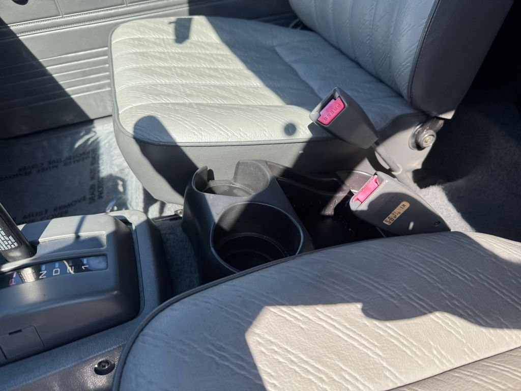 Used 1990 Black Mazda Truck image 20