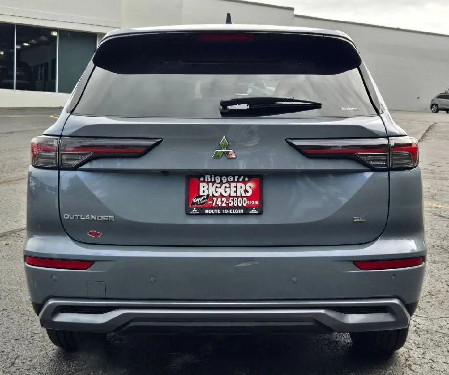 New 2026 Gray Mitsubishi SE 1.5T S-AWC image 12
