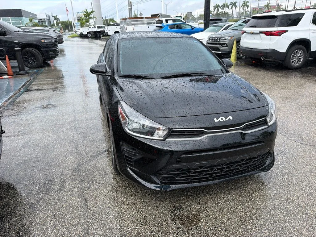 Used 2023 Aurora Black Kia S image 2