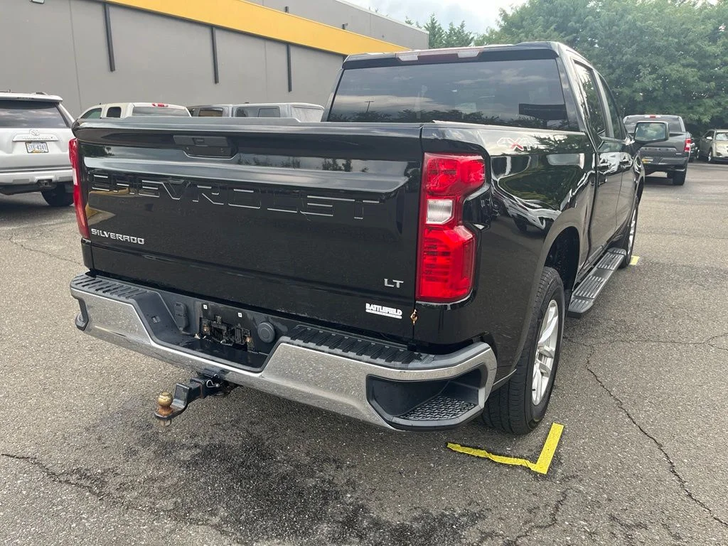 Used 2019 Black Chevrolet LT image 8