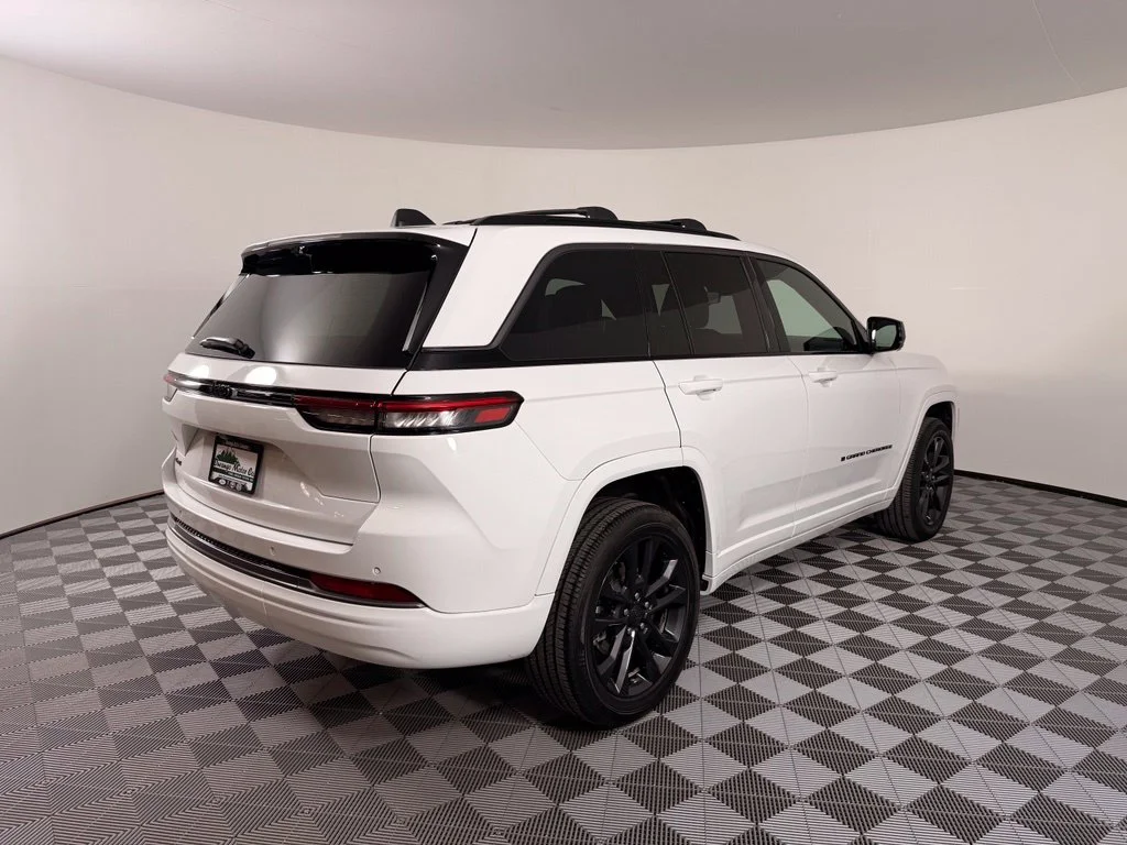 Used 2026 White Jeep Limited Reserve image 9