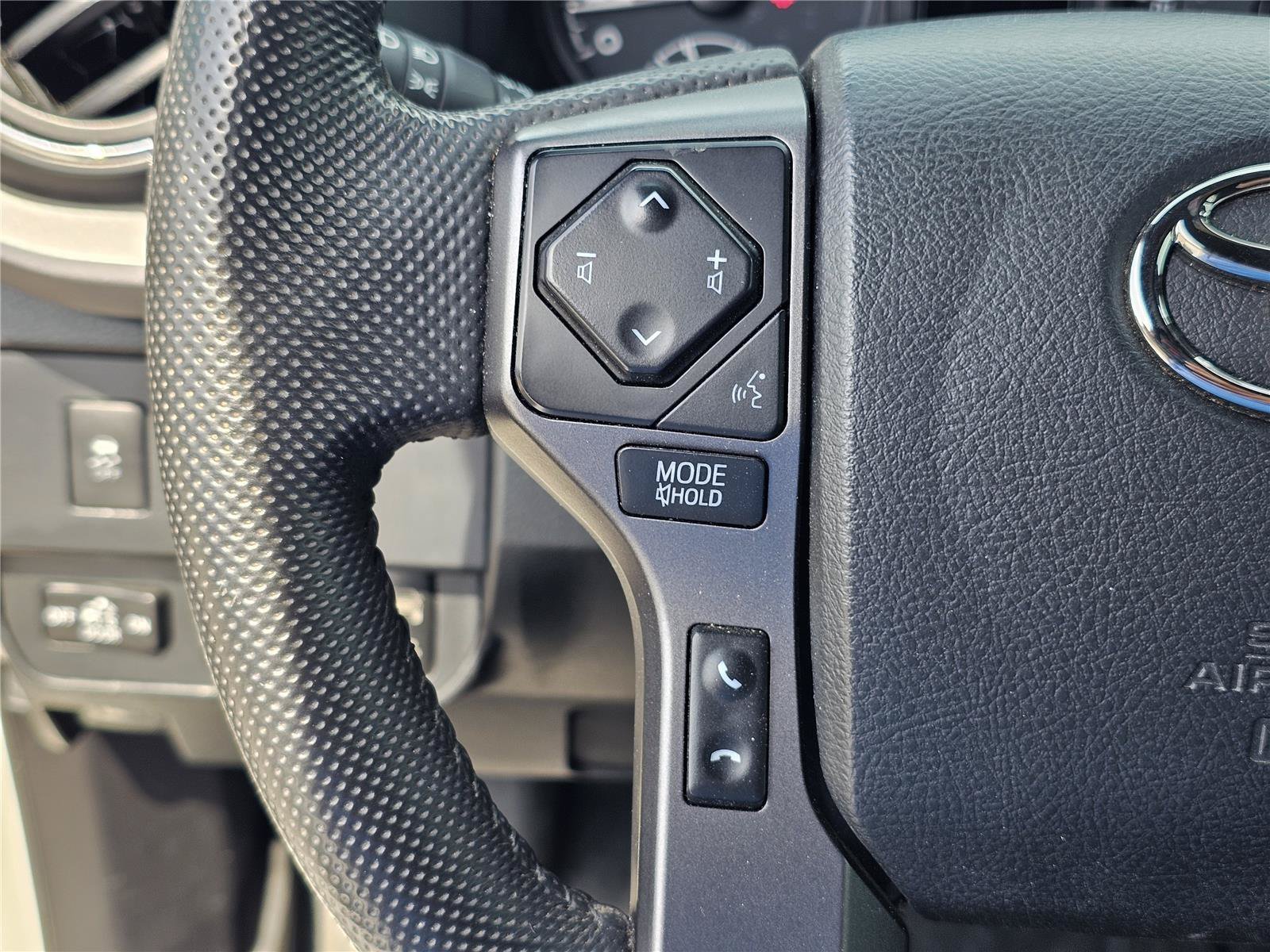 2023 Toyota Tacoma TRD Sport - Photo 20