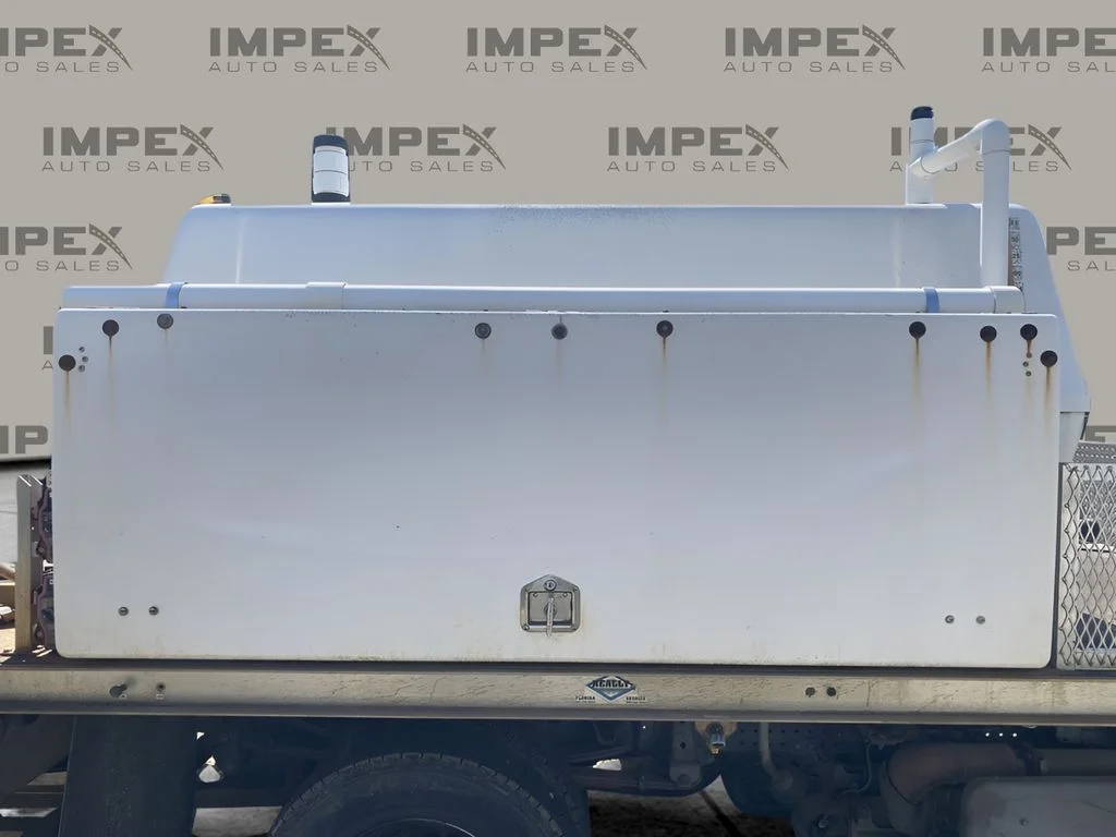 Used 2011  Isuzu NPR HD DSL REG image 29