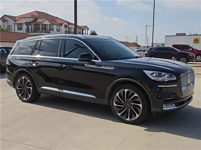 Used 2020 Infinite Black Metallic Lincoln Reserve All-wheel Drive image 5