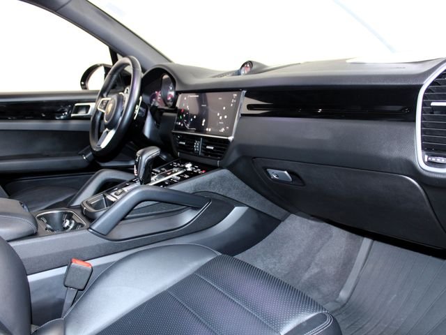 2023 Porsche Cayenne Base - Photo 24