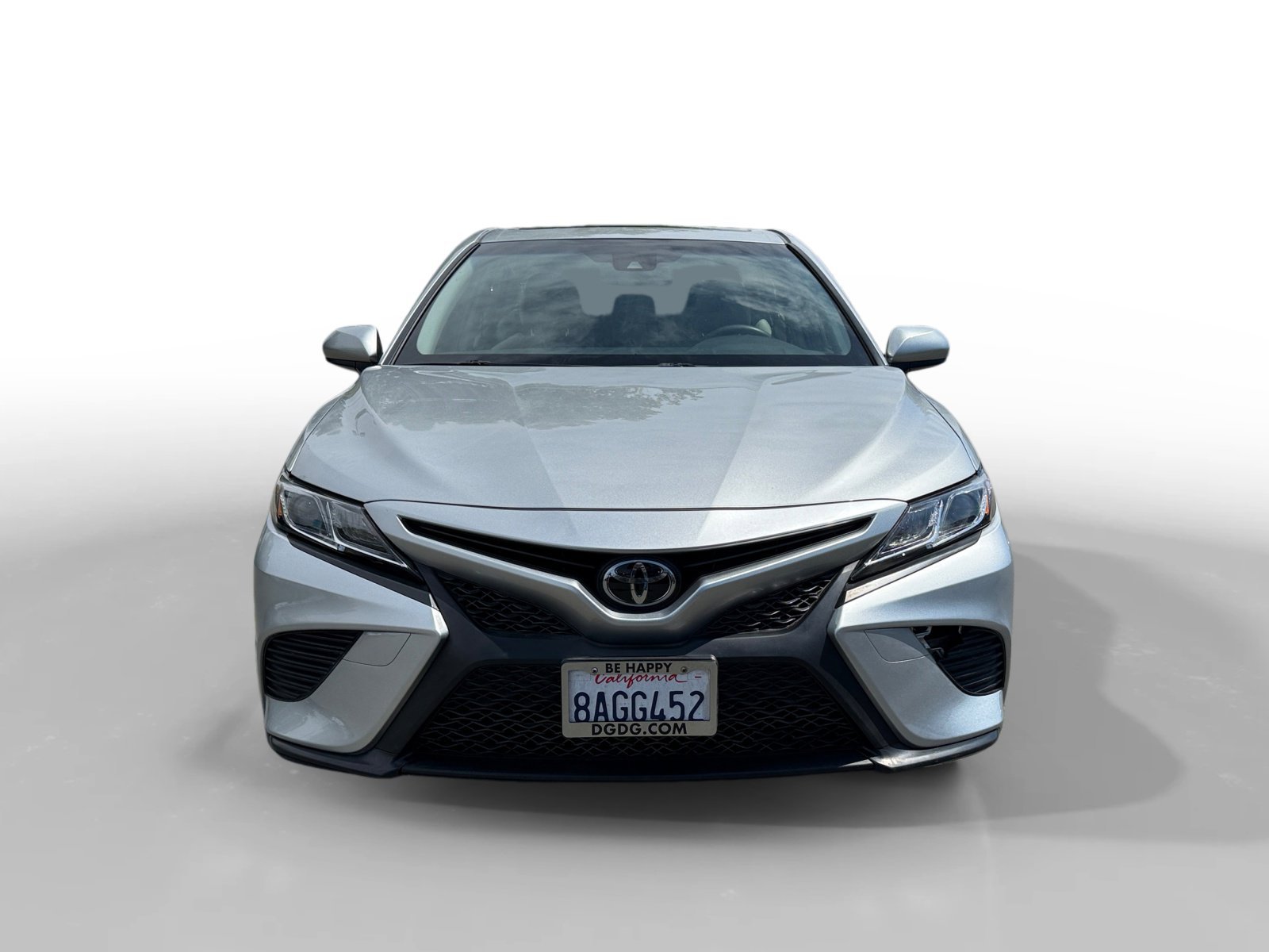 Used 2018 Celestial Silver Metallic Toyota SE image 8